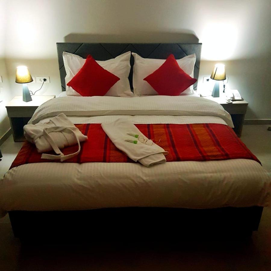 Beit Lebbos Boutique Hotel ベイト・エッディーン エクステリア 写真