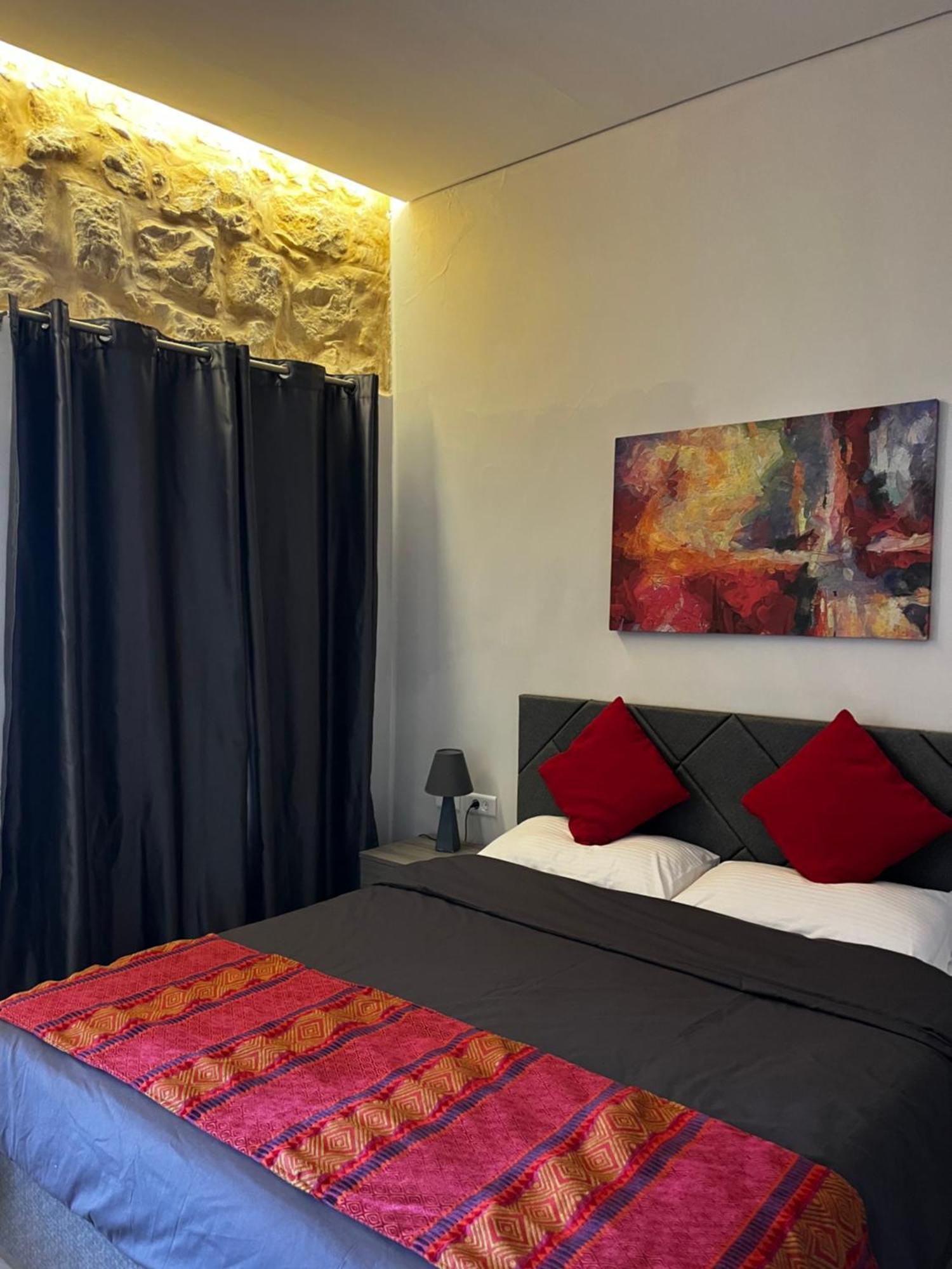 Beit Lebbos Boutique Hotel ベイト・エッディーン エクステリア 写真