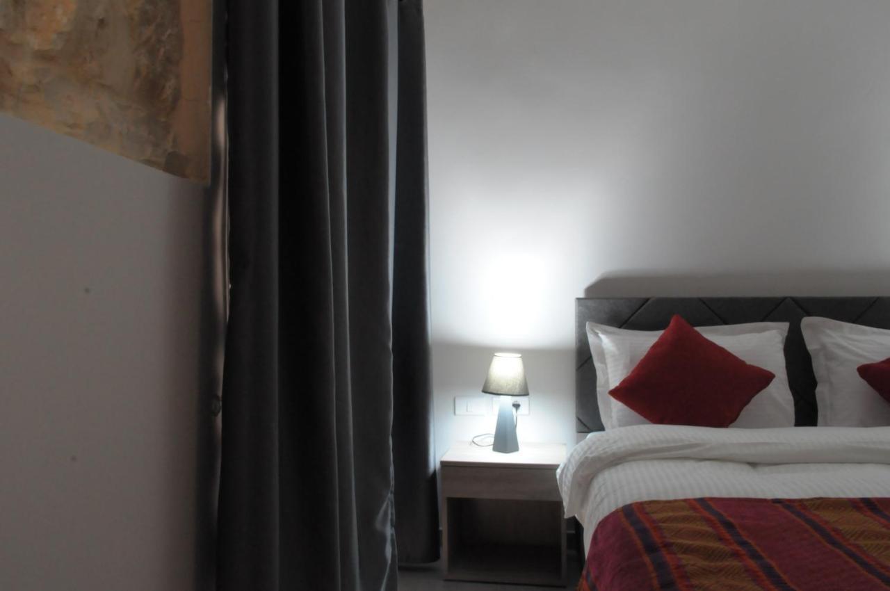 Beit Lebbos Boutique Hotel ベイト・エッディーン エクステリア 写真