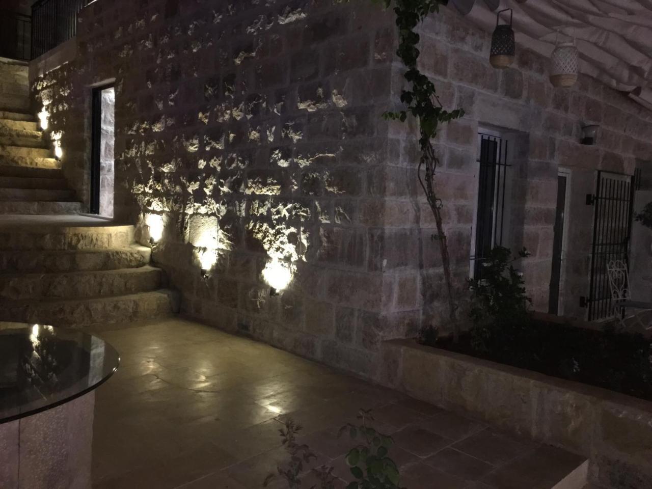 Beit Lebbos Boutique Hotel ベイト・エッディーン エクステリア 写真