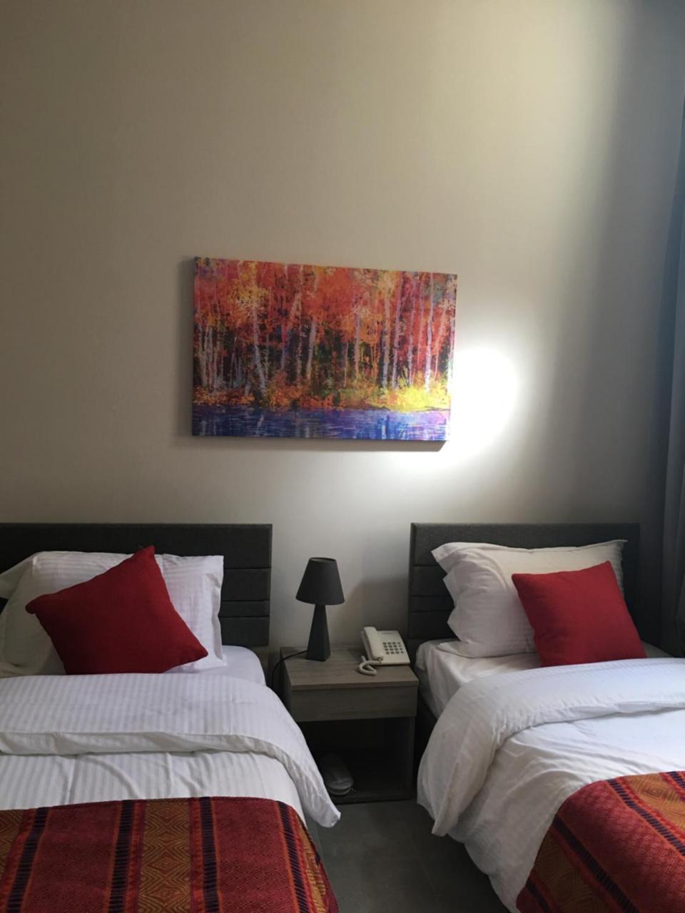 Beit Lebbos Boutique Hotel ベイト・エッディーン エクステリア 写真