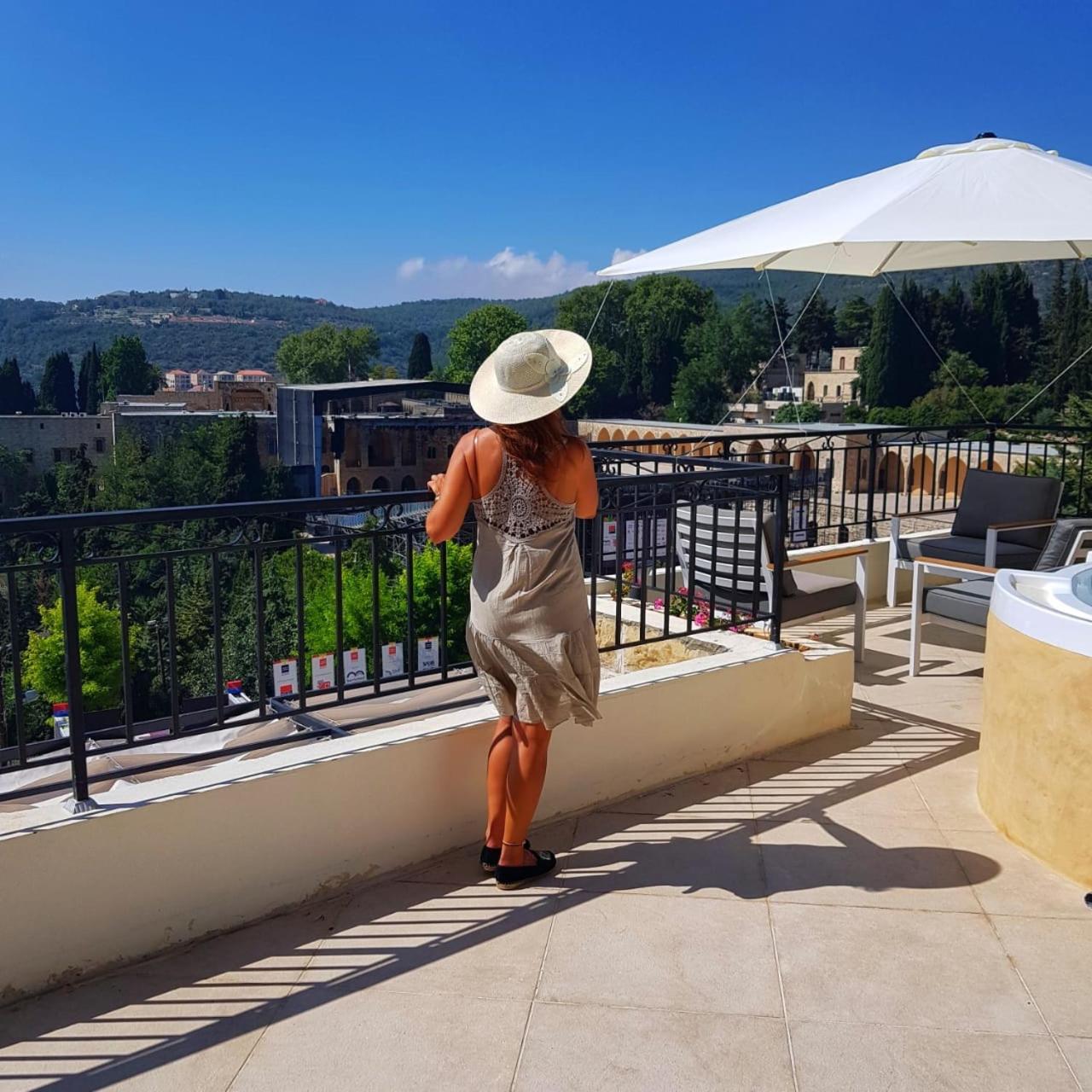 Beit Lebbos Boutique Hotel ベイト・エッディーン エクステリア 写真