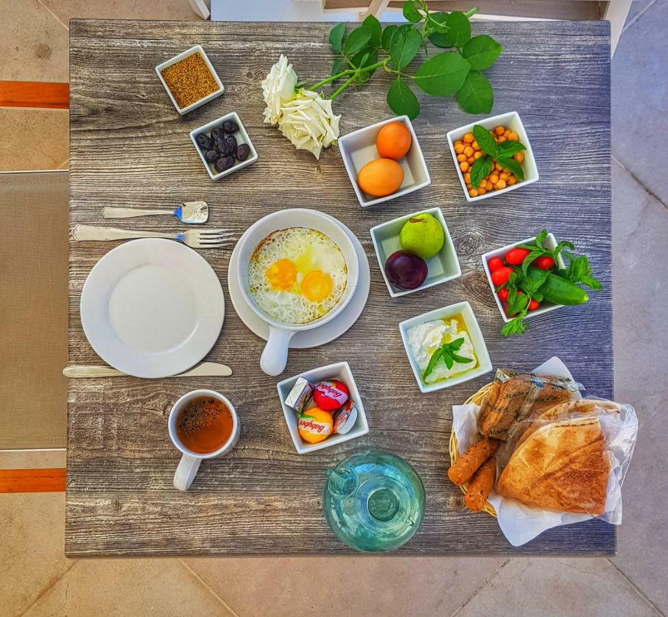 Beit Lebbos Boutique Hotel ベイト・エッディーン エクステリア 写真